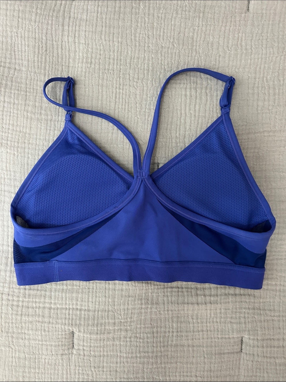 Nike Women's Royal Blue Strappy Sports Bra - Picture 3 of 4